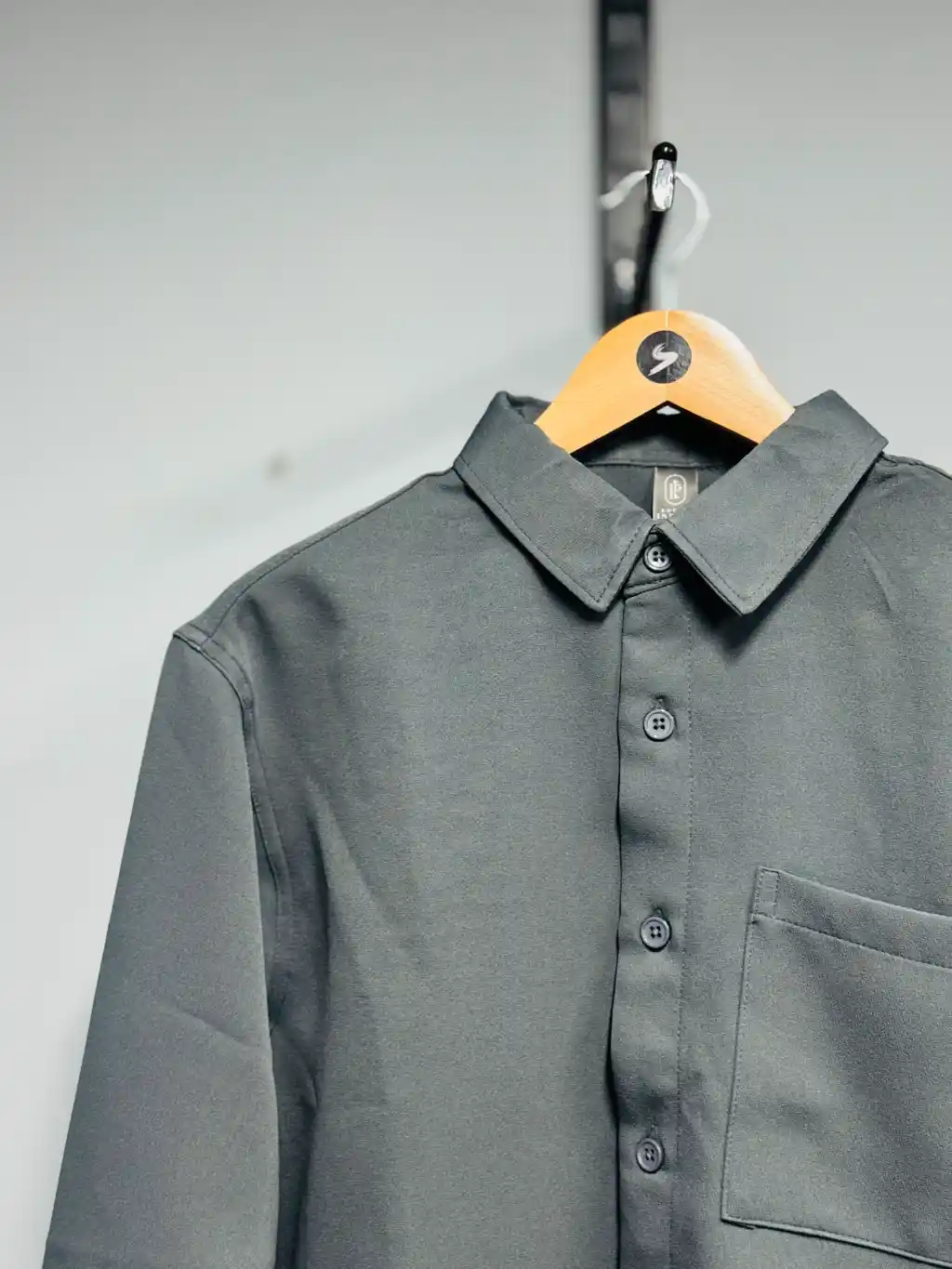 Boxy Fit Shirt - Image 4