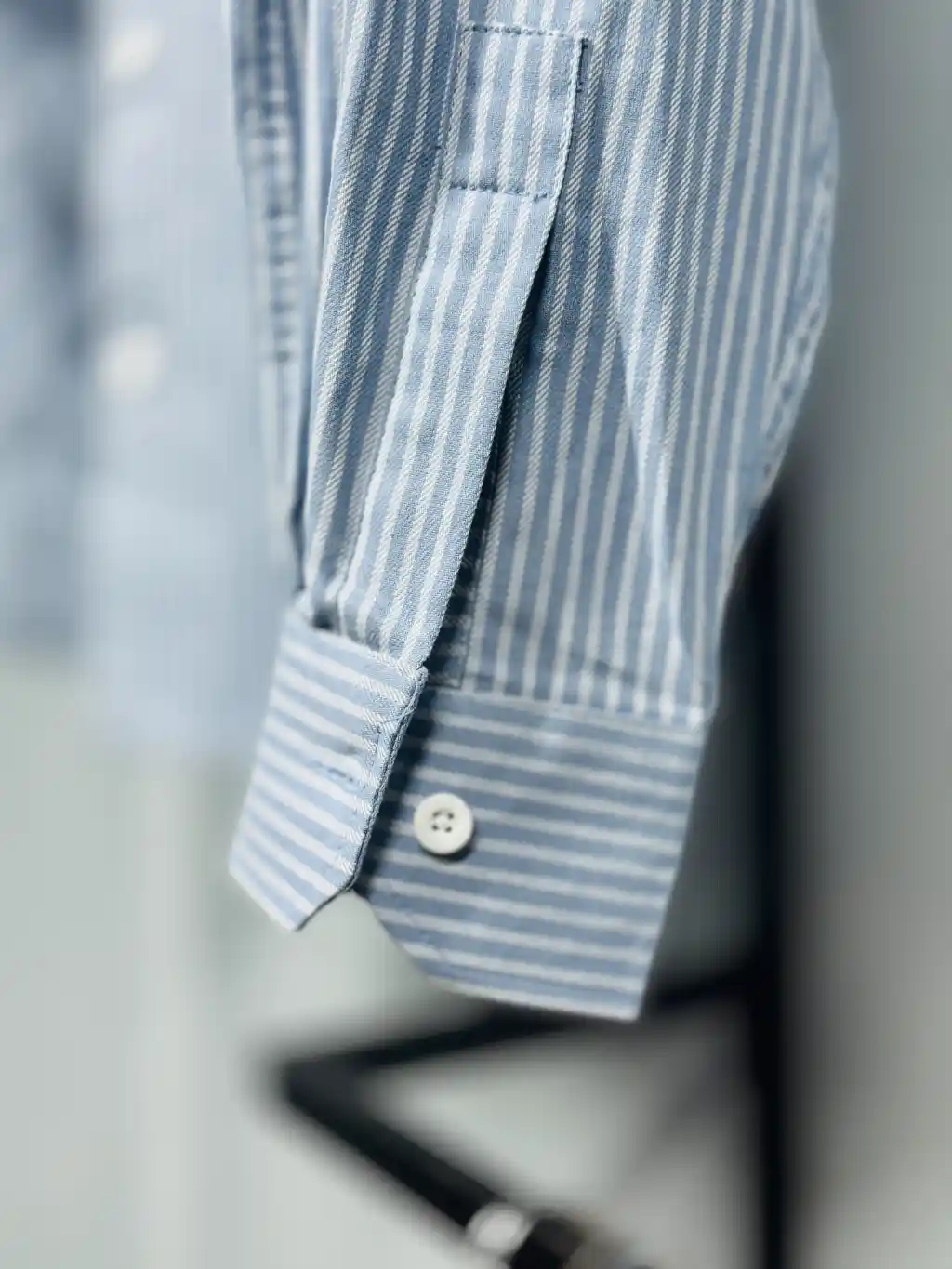Boxy Fit Shirt - Image 3
